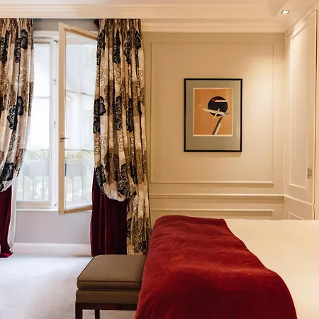 Le Burgundy Hotel