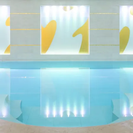 Hotel Le Burgundy Paris