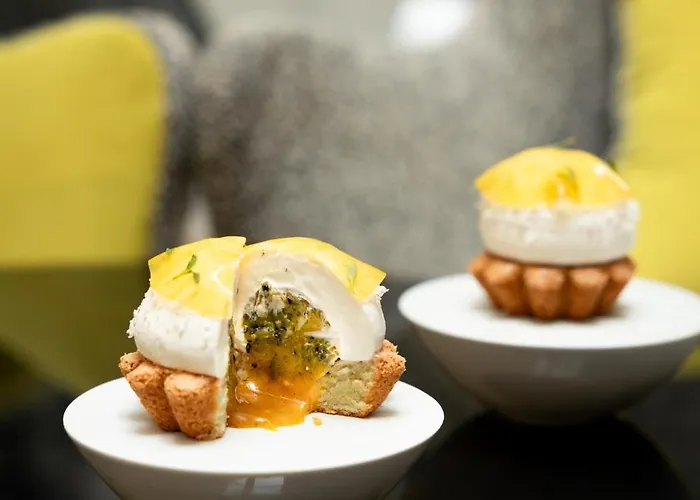 Hotel Le Burgundy Paris