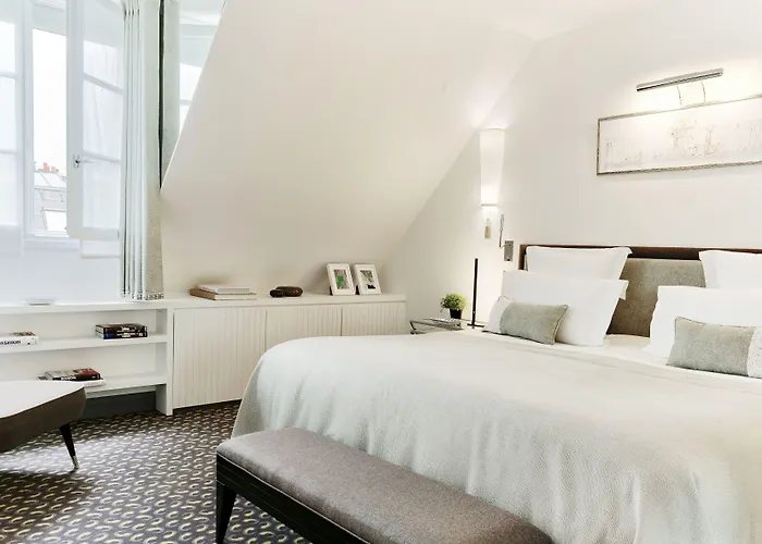 Le Burgundy Hotel 5*