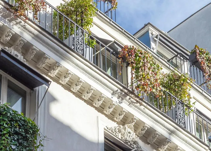 Hotel Le Burgundy 5*