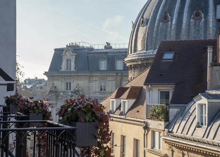 Le Burgundy Hotel 5*