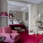 Le Burgundy Szálloda 5*
