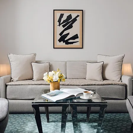 Hotel Le Burgundy 5*