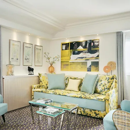 Hotel Le Burgundy Paris