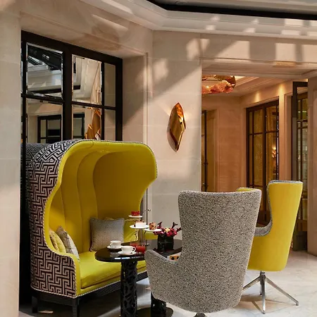 巴黎布尔甘地酒店