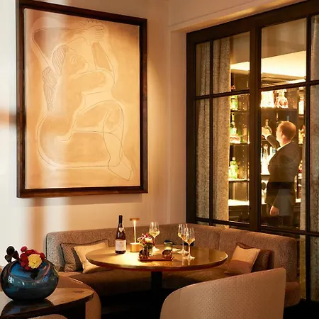 巴黎布尔甘地酒店