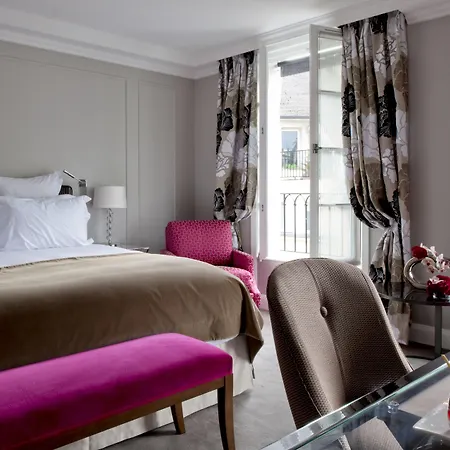 Hotel Le Burgundy Paris