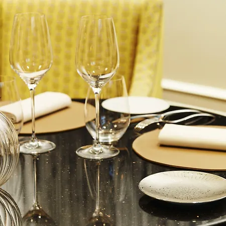 Hotell Le Burgundy 5*