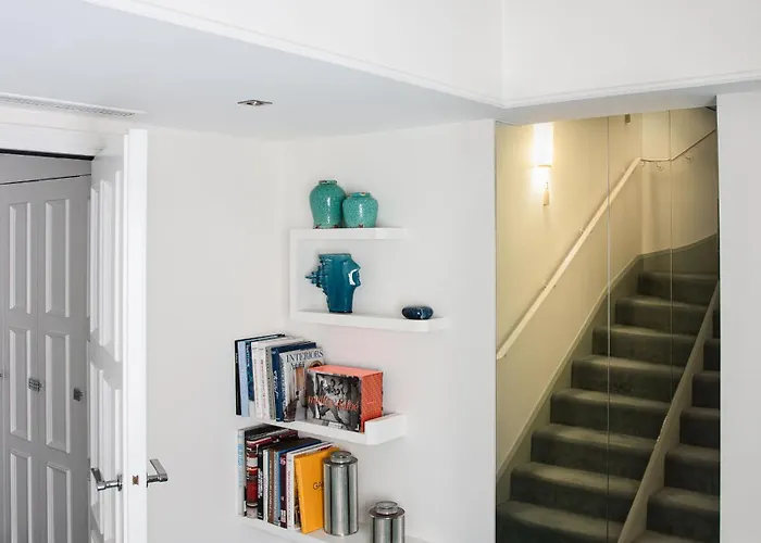 ル ブルガンディ ホテル 5*