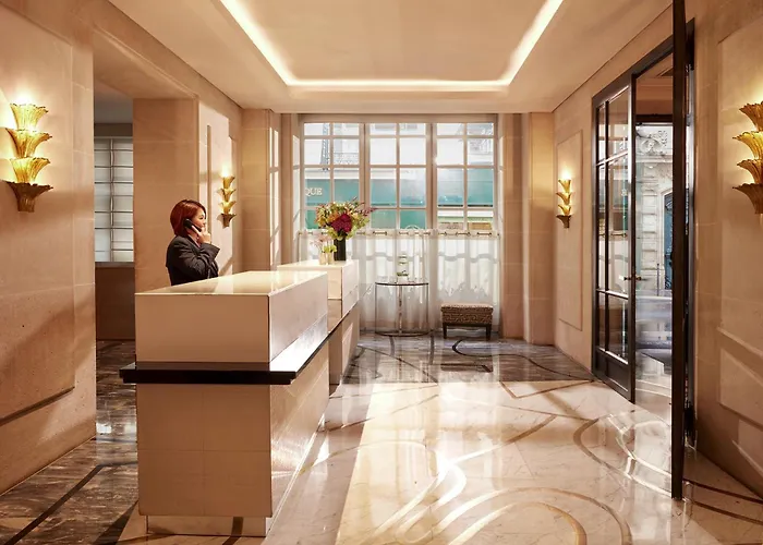 Szálloda Le Burgundy 5*