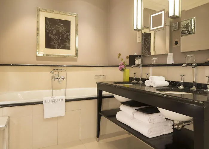 Le Burgundy Hotell 5*