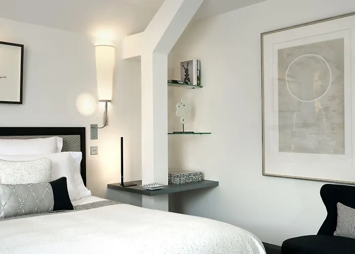 ル ブルガンディ 5* パリ