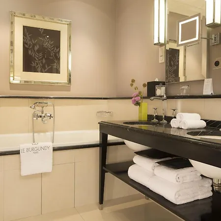 Le Burgundy Otel 5*