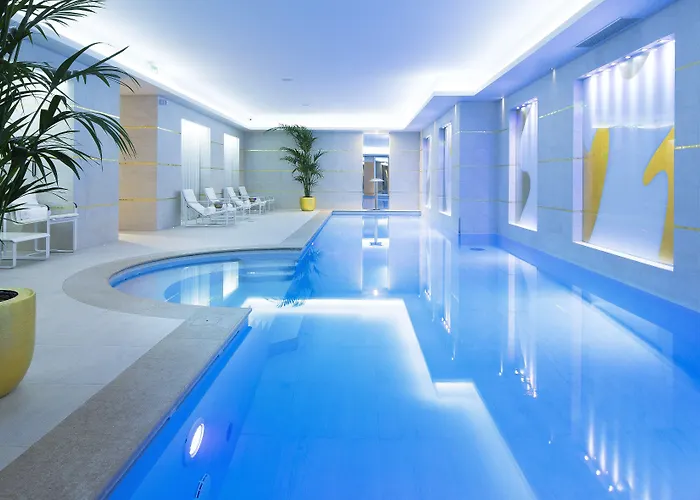 Otel Le Burgundy Paris