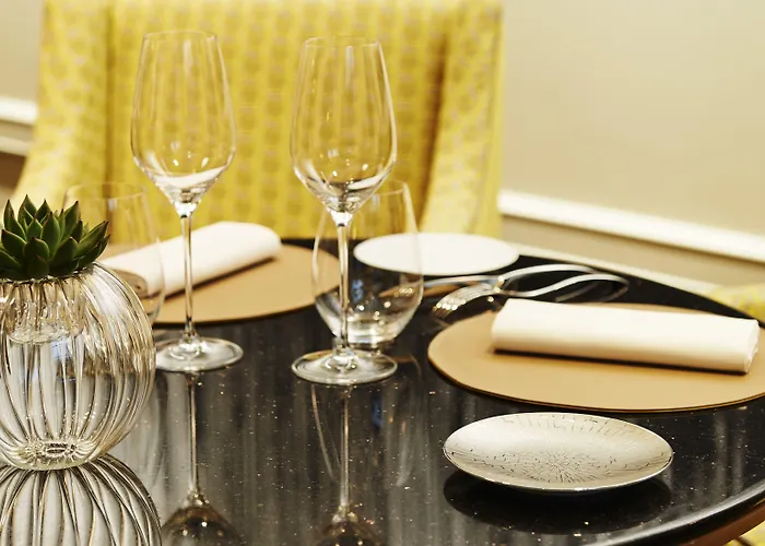 Otel Le Burgundy 5*